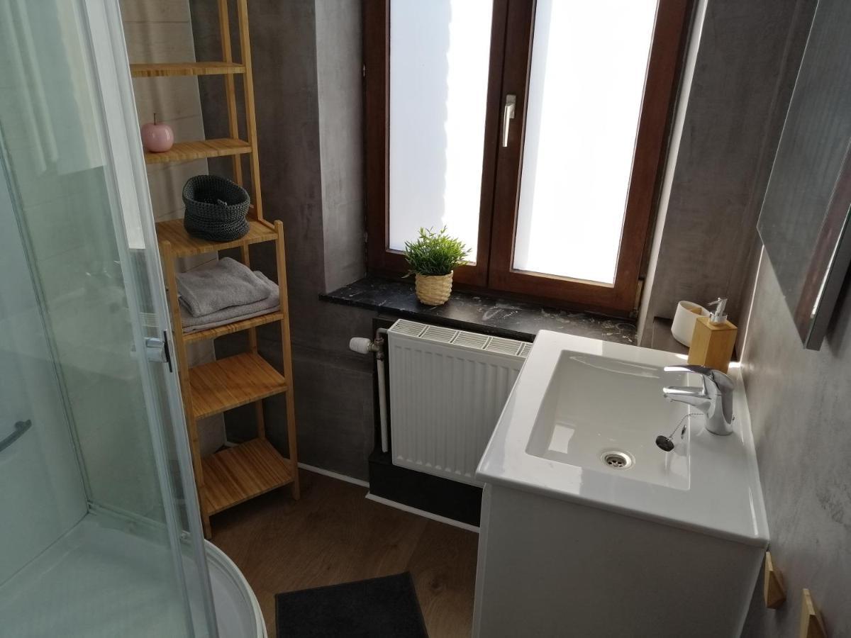 Studio 2 Pers Tourisme Et Business Namur נמור מראה חיצוני תמונה